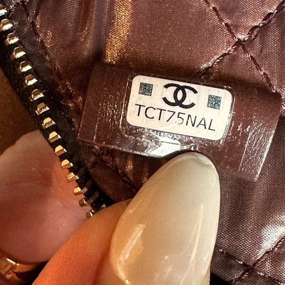 FULL SET - CHANEL Black Caviar Quilted Zipped Cosmetic Case - Picture 7 of 13